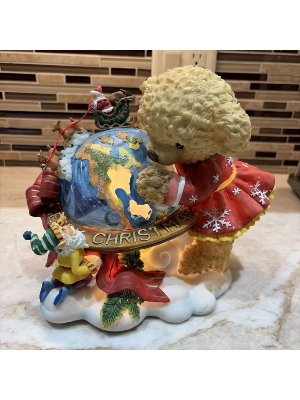 VTG Christmas Lighted Figurine 8 1/4
